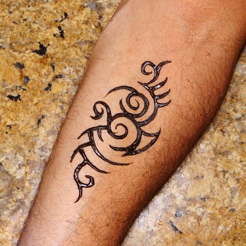 Discover 79+ Small Mehndi Tattoo For Boys - Thtantai2