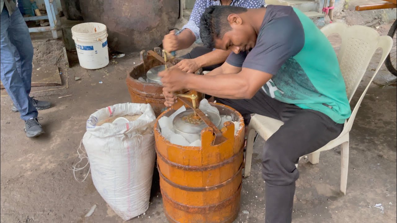 Old-Fashioned Hand Churned Ice Cream Making | Indian Street Food - Youtube