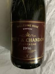 Buy Grand Vintage Moët & Chandon 1996 (Lot: B2173645-1175)